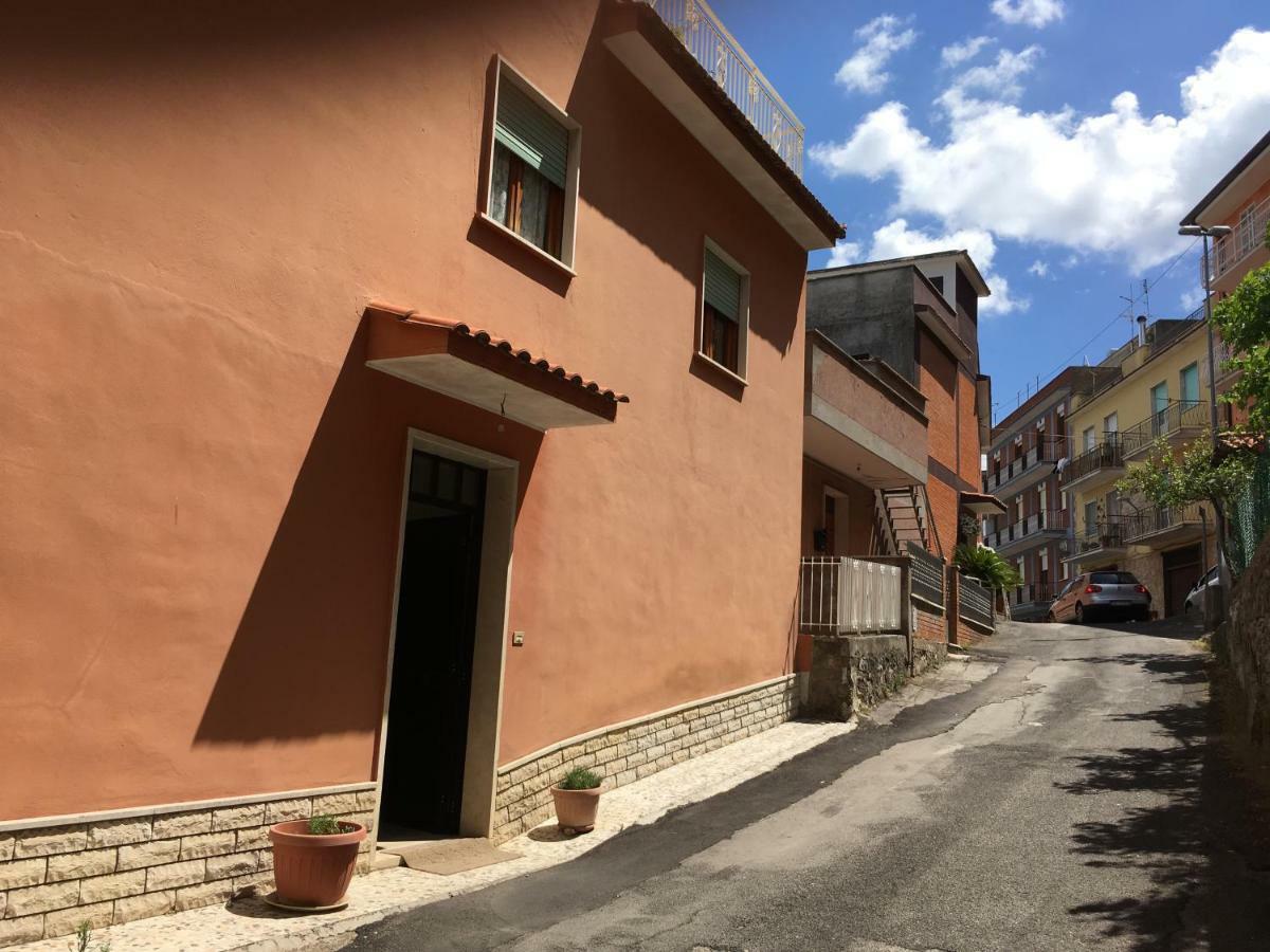 Appartamento Di Giuseppe Sonnino Экстерьер фото